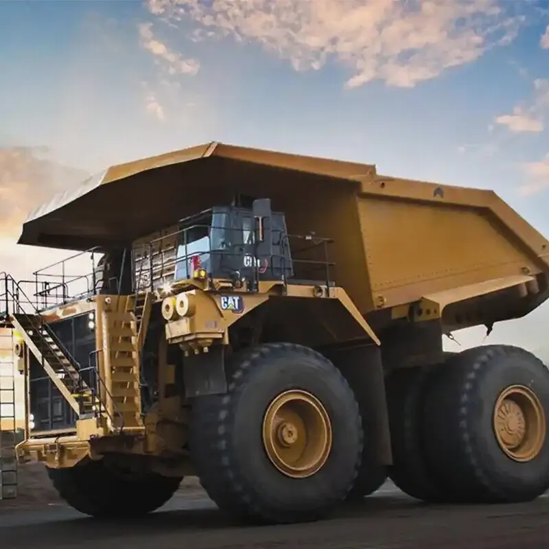 Карьерный самосвал (1)